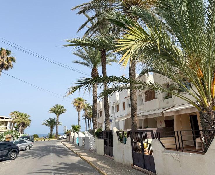 Foto 5ac7e416-3e6d-4920-a856-d3b42346365a. Alquiler casa exclusivo chalet en La Veleta, en La Veleta Torrevieja