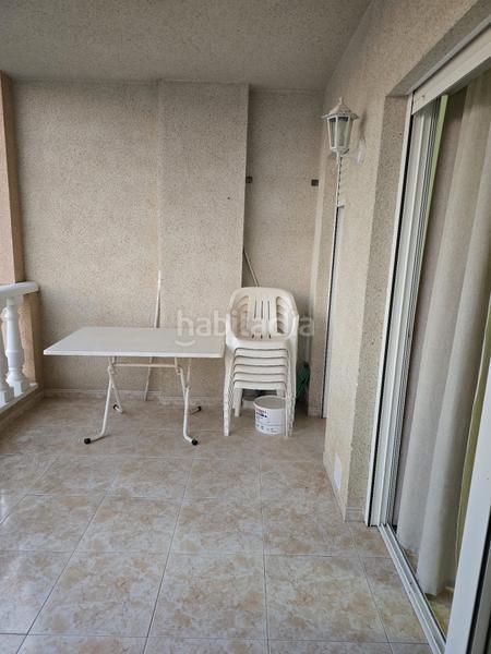 Foto b246fd95-3b40-4bd5-81ff-597f1818bb24. Alquiler piso amplio piso en Las Piscinas Naturales Torrevieja