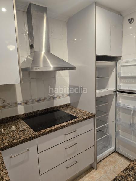 Foto f14468c2-f791-433b-ac9d-960a92e222f8. Alquiler piso amplio piso en Las Piscinas Naturales Torrevieja