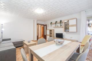 Location Appartement à Las Piscinas Naturales. Acogedor piso en playa del cura, torrevieja