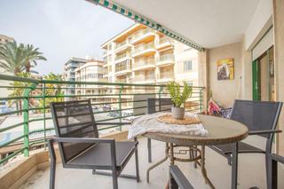 Location Appartement à Las Piscinas Naturales. Piso en primera línea de mar, en la zona de las piscinas natural