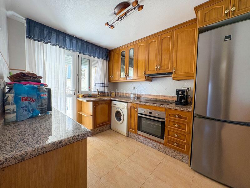 Foto 877c4f13-3b04-4c78-9aab-e0ed974304f5. Alquiler casa adosada magnífica casa adosada en zona residencial de punta prima en Torrevieja