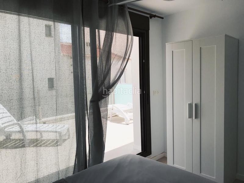 Foto b6231621-8573-40b3-9ade-5edbab7ae387. Alquiler casa amplio chalet adosado en Mil Palmeras, en Pilar de la Horadada