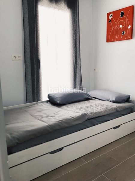 Foto e5eb5ed4-cc15-4dac-9623-cb97bf99d8a6. Alquiler casa amplio chalet adosado en Mil Palmeras, en Pilar de la Horadada