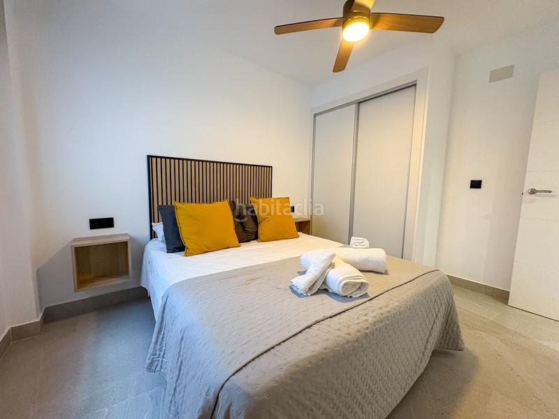 Foto 39785e6f-ddd3-4ebd-ad12-3548161f9ae0. Alquiler piso espectacular piso en primera línea de playa en la mata, en Torrevieja