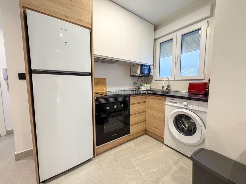 Foto 5b446641-a281-48eb-a11e-4af3f55be604. Alquiler piso espectacular piso en primera línea de playa en la mata, en Torrevieja