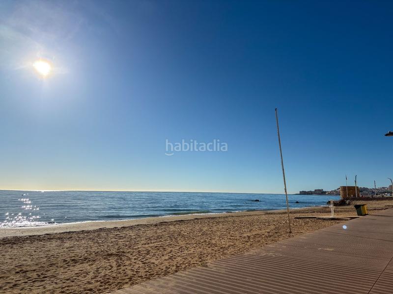 Foto 6e446dbc-60ba-4e33-baf5-ca382adf51d9. Alquiler piso espectacular piso en primera línea de playa en la mata, en Torrevieja