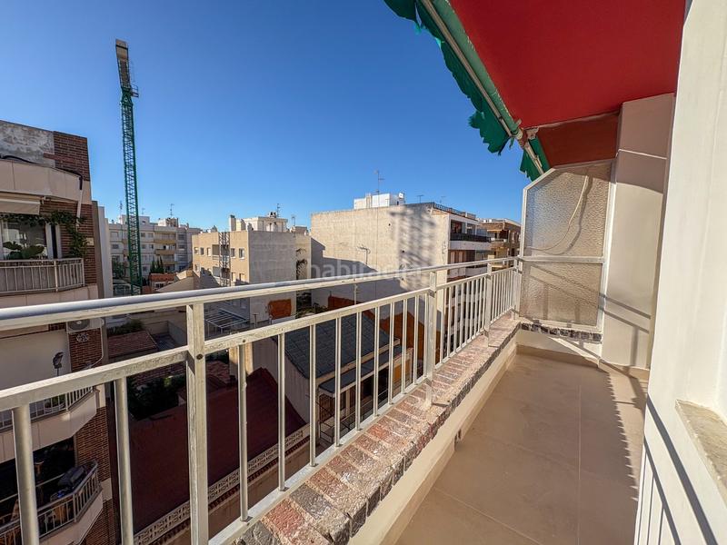 Foto 23ee1228-515a-41e9-a3a7-821df88dc81d. Rent flat with heating in Las Piscinas Naturales Torrevieja