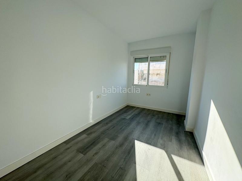 Foto ba1c17bc-7ec8-4bcd-88f9-63233dfdc979. Rent flat with heating in Las Piscinas Naturales Torrevieja