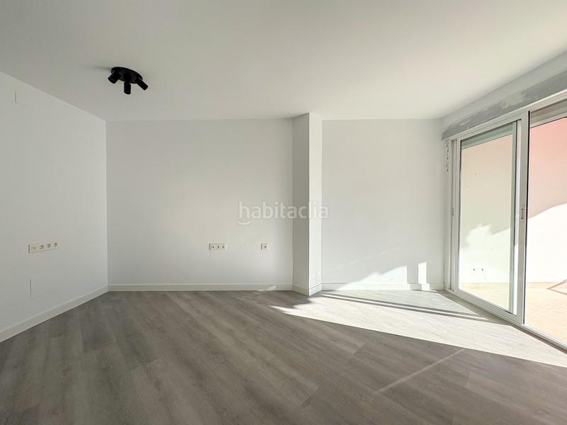 Foto bccdfc9c-85b7-45f3-81be-9ad55977b103. Rent flat with heating in Las Piscinas Naturales Torrevieja
