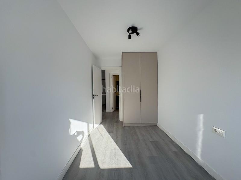 Foto f911154b-fa8e-4903-a461-15c69ff7923d. Rent flat with heating in Las Piscinas Naturales Torrevieja