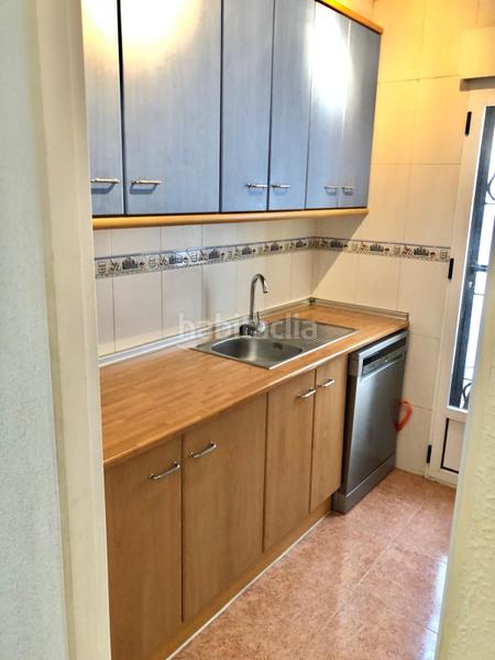 Foto 19a6d7dc-4086-4bcc-b7a1-e2a7e1625f85. Rent house with heating pool in Los Balcones-Los Altos Torrevieja