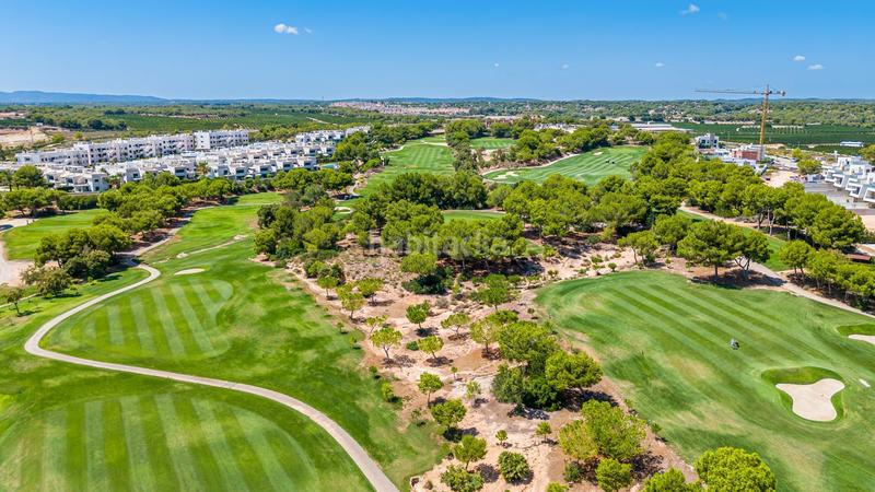Foto cd453066-f3da-48e5-98af-a2e2b68335d1. Chalet con riscaldamento piscina in El Pinar de Campoverde Pilar de la Horadada