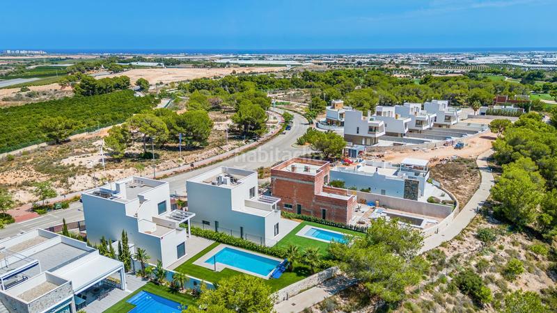 Foto da8de568-f782-4238-93b5-872125e38a1d. Chalet con riscaldamento piscina in El Pinar de Campoverde Pilar de la Horadada