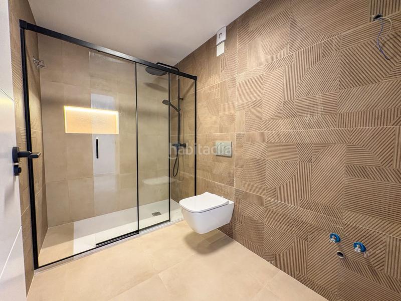 Foto a8499343-e7cd-4017-a3d9-af3fd19ad634. Lloguer àtic amb calefacció a Zona Playa de los Locos Torrevieja