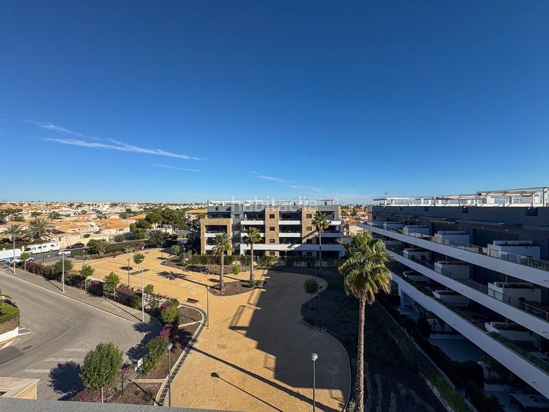 Foto 1d009c67-15c0-4691-b375-34278c256afc. Rent penthouse with heating pool in Playa Flamenca Orihuela