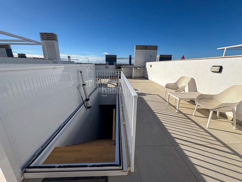 Foto 79674cf2-6c29-40d9-9dd2-611ade6b70f6. Rent penthouse with heating pool in Playa Flamenca Orihuela