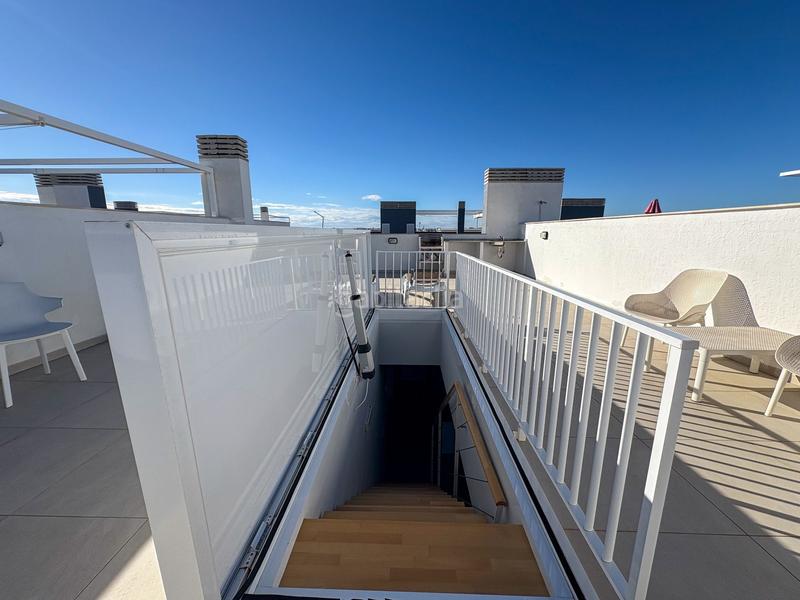 Foto 8edc5a54-511c-487c-abc6-91001e49050e. Rent penthouse with heating pool in Playa Flamenca Orihuela