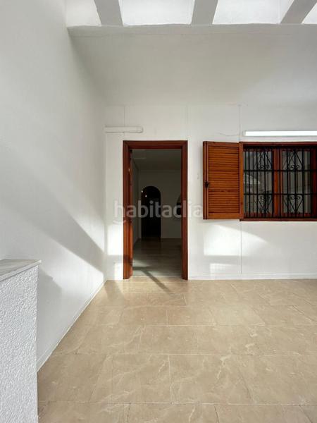 Foto fa50dd60-cfb7-44c9-a8cb-d459dc10e93f. Alquiler piso  reformado en planta baja en Avenida Habaneras - Curva de Palangre Torrevieja