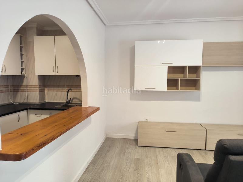 Foto 4135ebad-75df-4db0-ac97-c1c03b8a87ab. Lloguer pis amb calefacció a Avenida Habaneras - Curva de Palangre Torrevieja