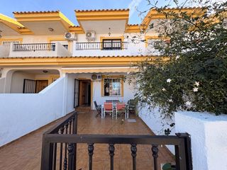 Location Maison jumelée à El Mojón. Casa adosada en el mojón, torre de la horadada