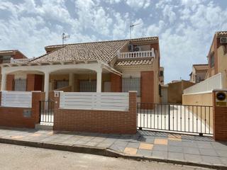 Rent Semi detached house in Torre de la Horadada. Espectacular chalet pareado en torre de la horadada
