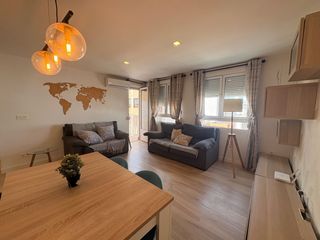 Rent Flat  Ulpiano. Piso totalmente reformado en el centro de torrevieja