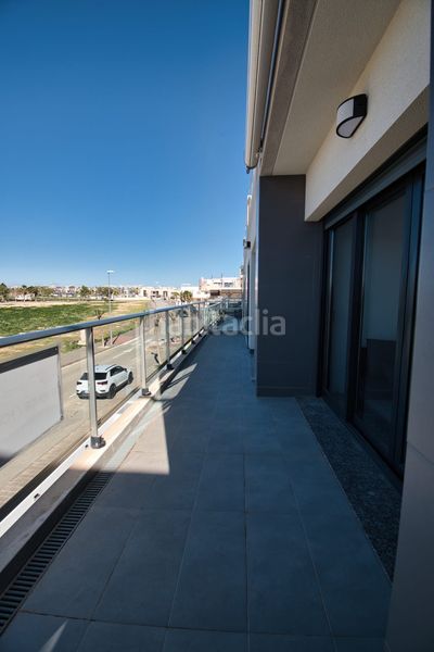 Foto ea351cba-63f3-4281-85a1-0851b8d5582a. Àtic amb calefacció piscina a Pueblo Latino Pilar de la Horadada
