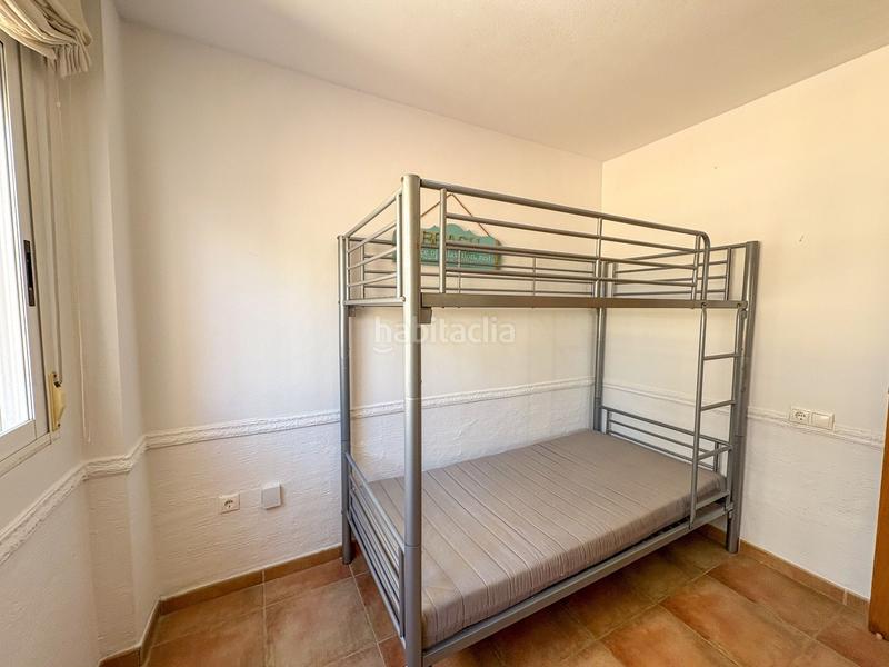 Foto 36441a13-d3c9-4b69-ba1e-91ebfa6ff395. Apartament amb piscina a Puerto Deportivo Guardamar del Segura