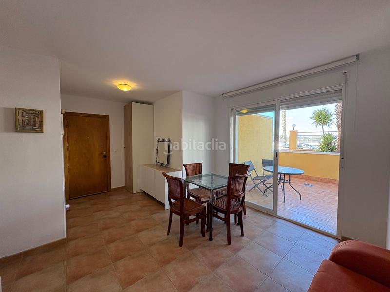 Foto 6b2a9387-673d-4d65-8105-73b05b384ea1. Apartament amb piscina a Puerto Deportivo Guardamar del Segura