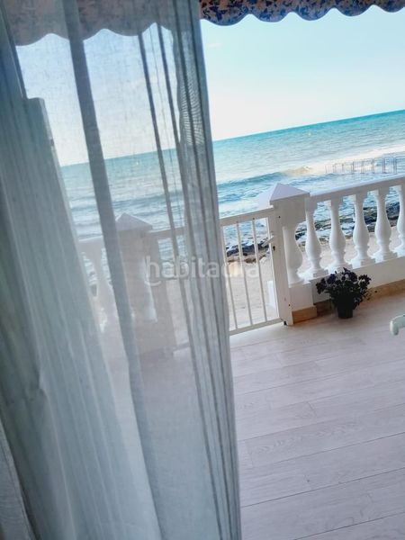 Foto e60eee58-8a81-4765-9b53-8a5b1959d7a2. Pis a Playa de los Náufragos Torrevieja