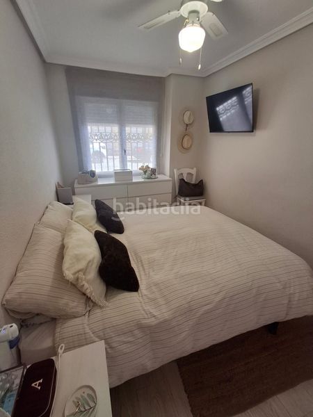 Foto e8c16de8-d776-4a67-90e2-486eda371d48. Pis a Playa de los Náufragos Torrevieja