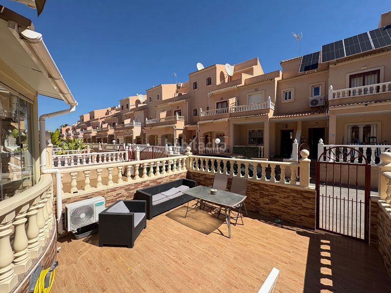 Foto 2dd4b985-33a6-4892-a7bf-9204dbb5d970. Casa adossada amb calefacció piscina a Playa Flamenca Orihuela