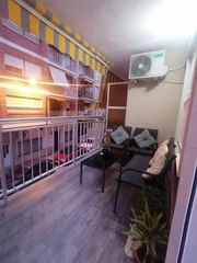 Rent Flat in Las Piscinas Naturales. Céntrico piso en torrevieja