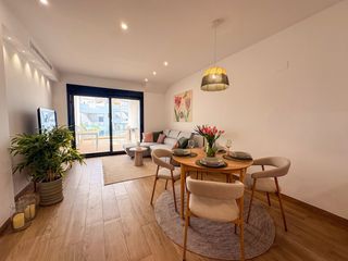 Rent Flat  Pego. Elegante ático en los altos del edén, torrevieja