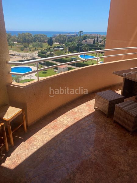 Foto f6b7ddb2-cf63-45a8-92e2-98e1873c80db. Lloguer pis amb calefacció piscina a Campoamor Orihuela