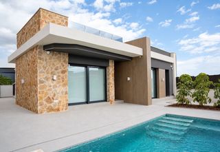 Chalet in Centro de la Ciudad Quesada. Elegante villa independiente en ciudad quesada