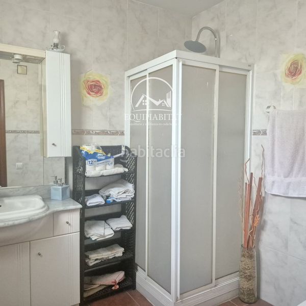 Foto 19c8bb89-9313-4628-9c5e-8e4e72097ef4. Xalet amb aparcament piscina a Alcoletge
