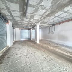 Locale commerciale  Prat de la riba. Oportunidad única en el corazón de la ciudad! av. prat de la rib