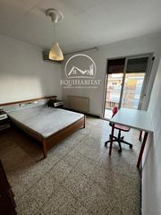 Rent Flat  Valencia. Piso exclusivo para estudiantes  disponible desde el 1 de agosto