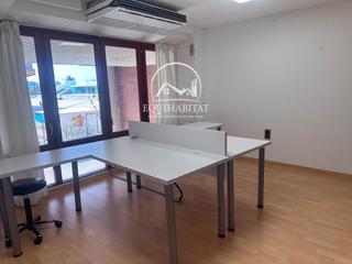 Oficina  Tortosa. Altillo comercial