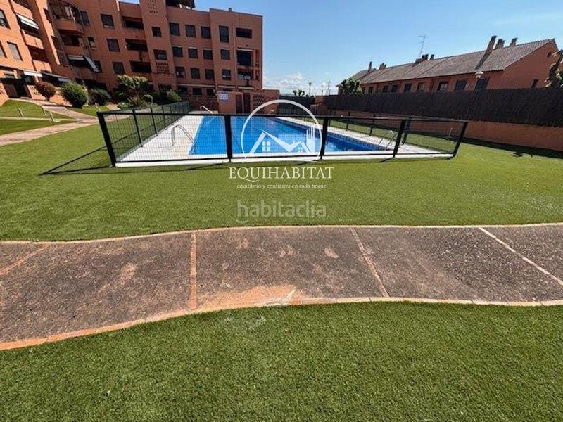 Foto ab0573a2-93a2-4ddf-b394-62846fde0ee7. Casa adossada amb piscina a Coma-ruga platja Coma-ruga