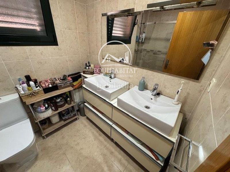 Foto ab9a7788-c7ef-433f-b649-410282525a98. Casa adossada amb piscina a Coma-ruga platja Coma-ruga