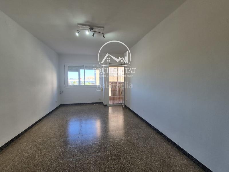Foto f182bc83-3b24-4c11-8c55-c47b8cbfed34. Piso desde inmobiliaria equihabitat te ofrecemos esta magnífica propiedad en Balàfia en Lleida