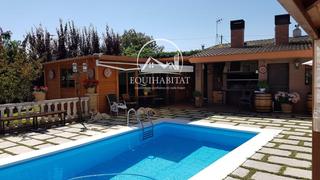Xalet  Santa lucia. Equihabitat presenta espectacular chalet independiente en rosell