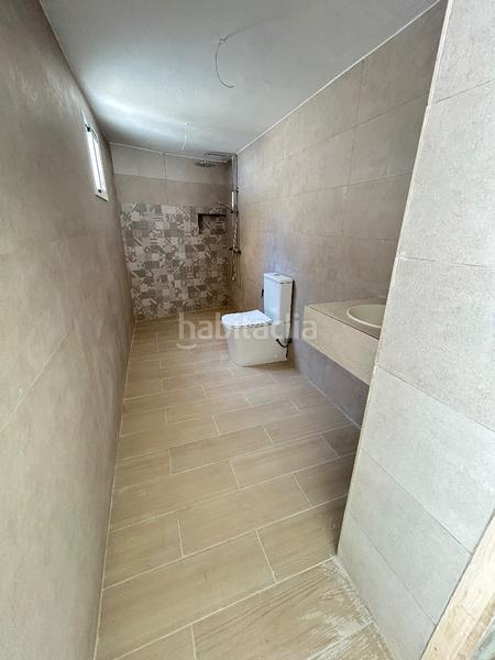 Foto 55a8654b-c127-4f4b-b6ee-d53bce0680cc. Local comercial ¡excelente oportunidad de inversión en benicalap, ! local comercial con terraza y baño en Valencia