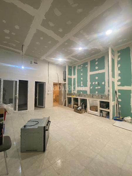 Foto efcecad5-651c-4bcc-a98b-8691fc710aa3. Local comercial ¡excelente oportunidad de inversión en benicalap, ! local comercial con terraza y baño en Valencia