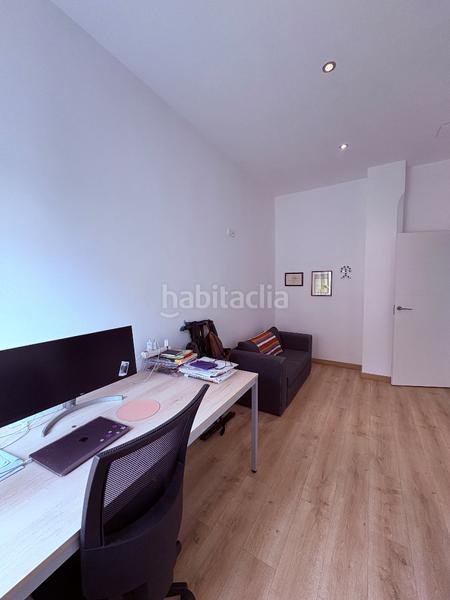 Foto d68053c9-cfaf-4796-8976-49ff2140b764. Appartamento in Barrio Benicalap Valencia