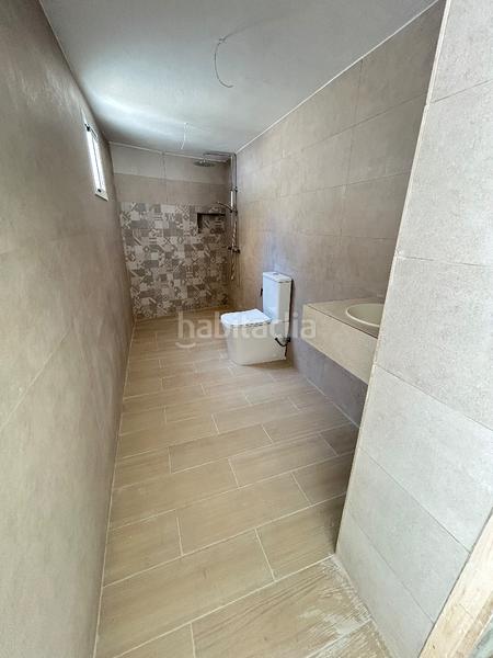 Foto 376aa9a4-cf2c-4e54-b272-3a233ab35eec. Local comercial ¡excelente oportunidad de inversión en benicalap, ! local comercial con terraza y baño reformado en Valencia