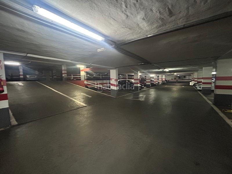 Foto 3c3e3873-7907-417e-8c53-193489edaa97. Parking voiture dans avinguda de peris i valero 81 dans Valencia